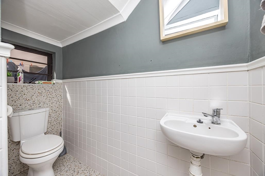 To Let 3 Bedroom Property for Rent in Royal Ascot Western Cape
